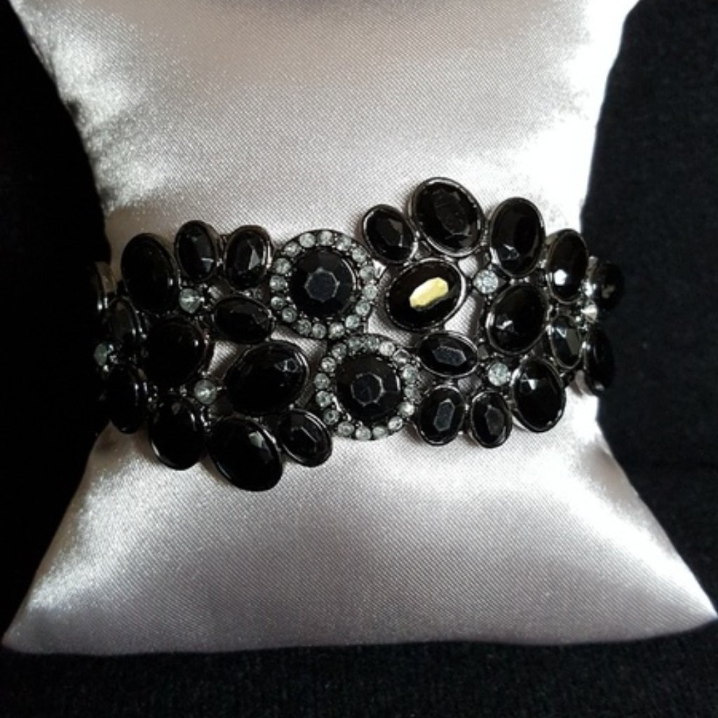 Black Stone Statement Bangle